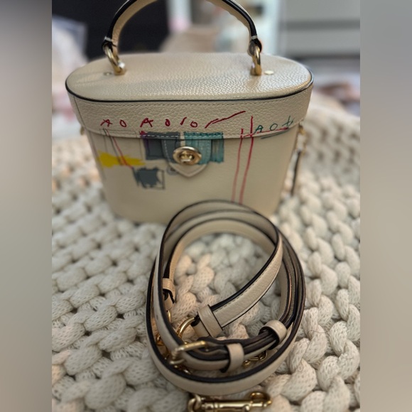 Used. Great Condition Coach Outlet X Jean Basquiat Kay Crossbody Bag - Picture 6 of 11